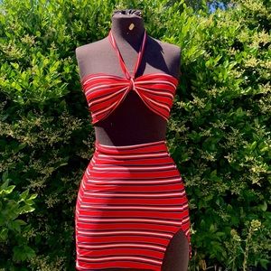 Two set, stretch material.